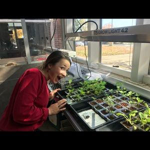 Meet your Posher, Oona